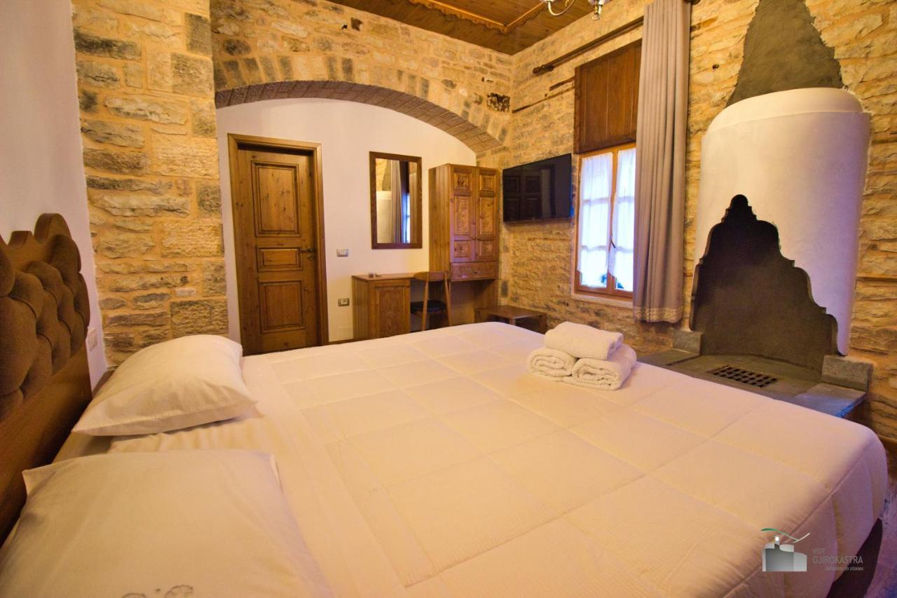 Boutique Hotel Praga จีโรคาสเตอร์ ภายนอก รูปภาพ